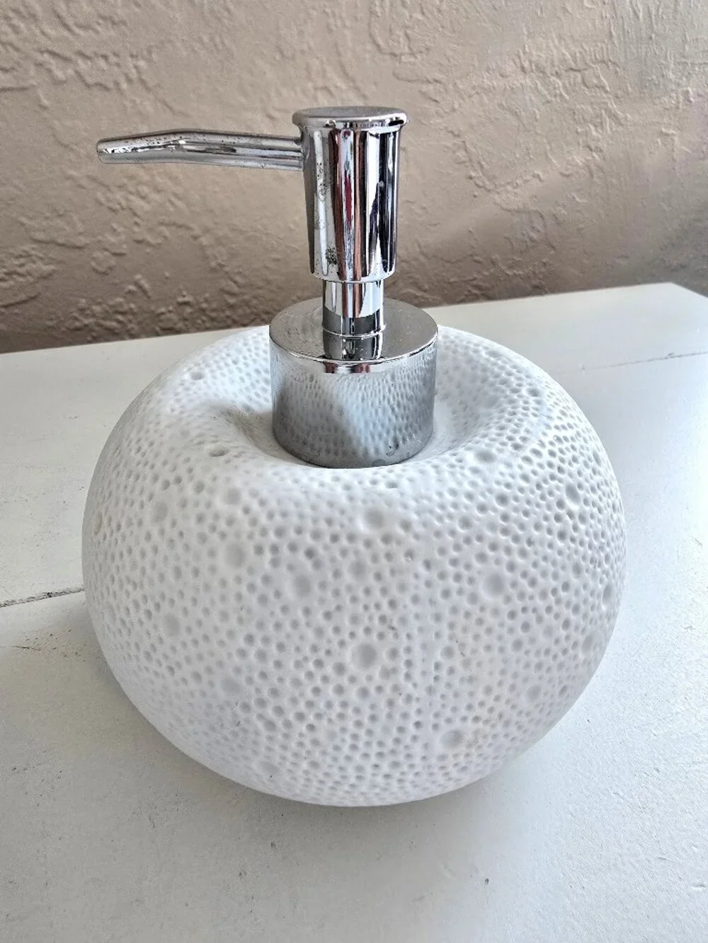 Pigeon & Poodle Hilo White Porcelain Sea Urchin 2pc Bathroom Set - Soap Pump/Jar